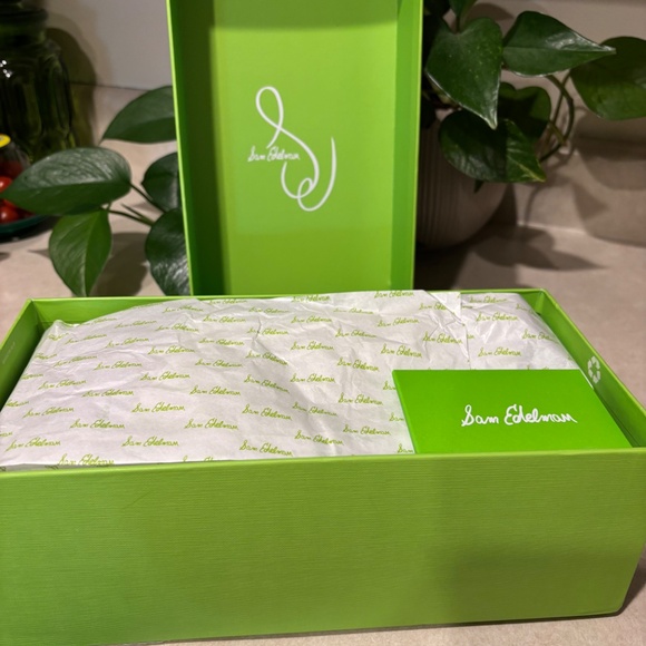 Sam Edelman Loraine Glitz Black Loafer - Picture 2 of 13